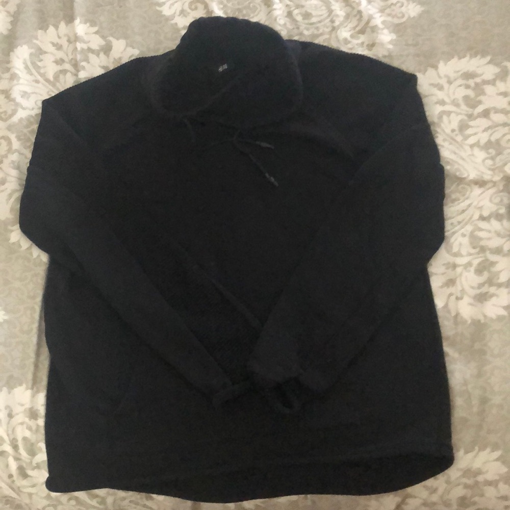H&M black semi mock hoodie black